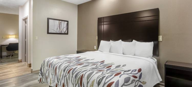 密西西比克林顿红屋顶套房客栈(Red Roof Inn & Suites Clinton, MS)图片