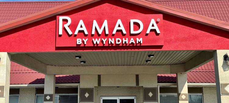 兰伯顿北卡美吟酒店(Baymont by Wyndham Lumberton NC)图片
