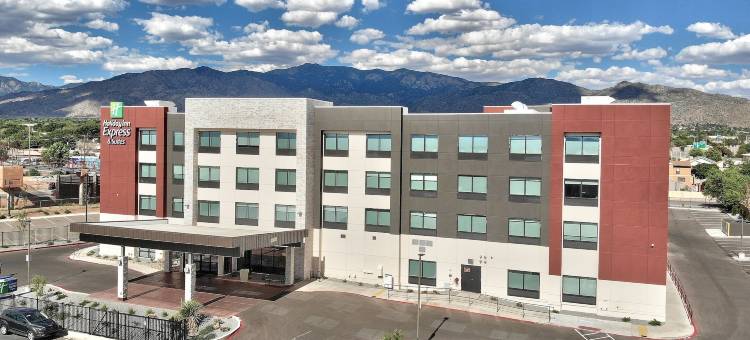 阿尔伯克基东智选假日套房酒店(Holiday Inn Express & Suites Albuquerque East)图片