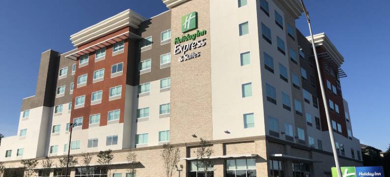 洲际智选假日套房酒店休斯敦维斯特切斯 - 韦斯特海默(Holiday Inn Express & Suites HOUSTON WESTCHASE - WESTHEIMER by IHG)图片