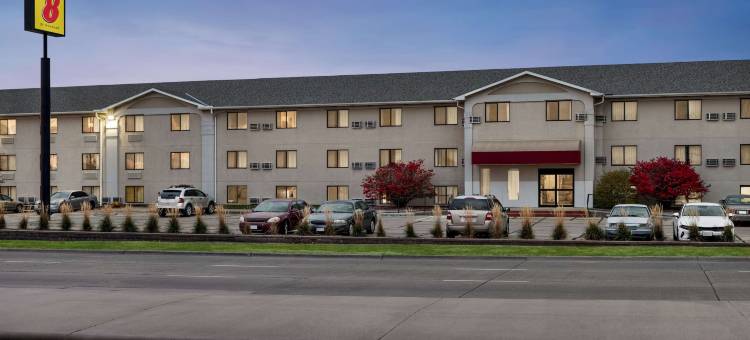 林肯北温德姆速8酒店(Super 8 by Wyndham Lincoln North)图片