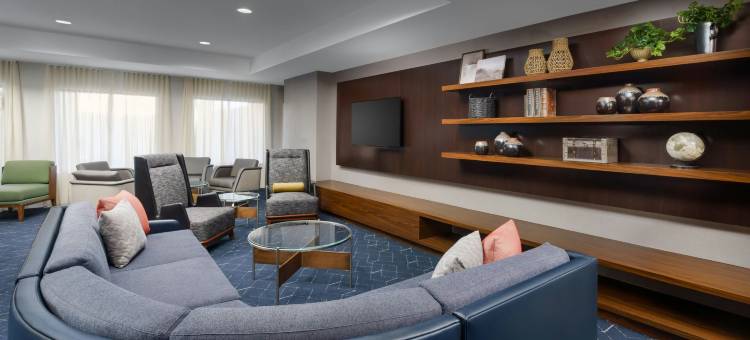 萨利纳斯蒙特利万豪万怡酒店(Courtyard Salinas Monterey)图片