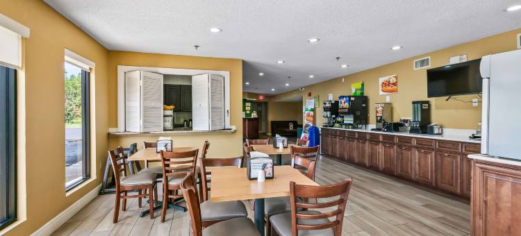 昆西品质酒店-塔拉哈西西部(Quality Inn Quincy - Tallahassee West)图片