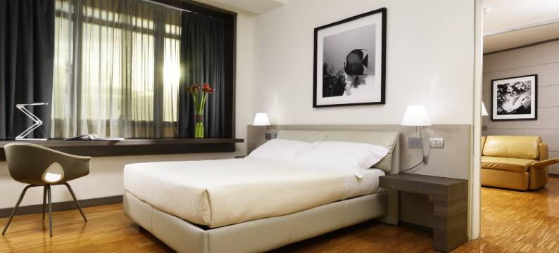 博洛尼亚圣维塔莱乌纳酒店(UNA Hotels San Vitale Bologna)图片