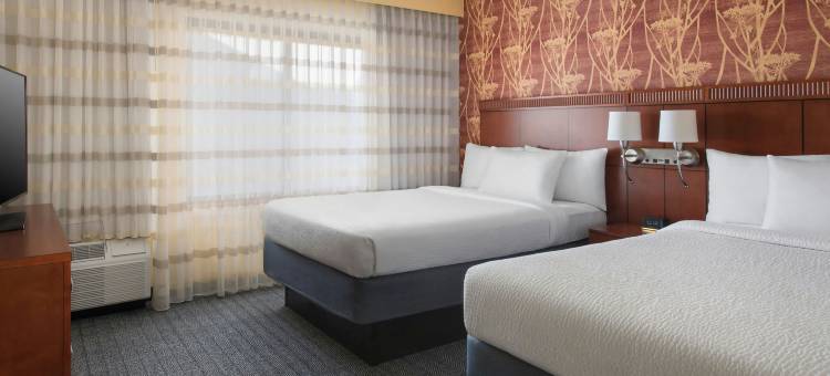 芒特劳雷尔万怡酒店(Courtyard Mt. Laurel Cherry Hill)图片