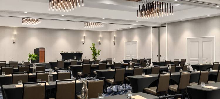 Crowne Plaza 维吉尼亚海滩诺福克(Crowne Plaza Virginia Beach Town Center)图片