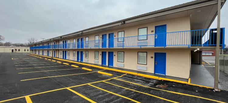 帕迪尤卡I-24 4号出口温德姆速8酒店(Super 8 by Wyndham Paducah I-24 Exit 4)图片