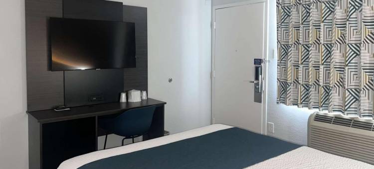 图莱里6号汽车旅馆(Tulare, CA)图片