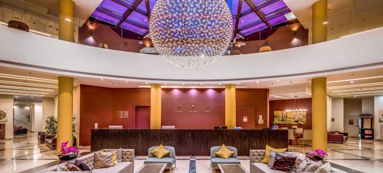 涅坦亚温德姆华美达套房酒店(Ramada Hotel & Suites by Wyndham Netanya)图片