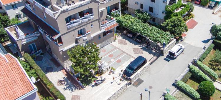 瓦伦缇纳别墅酒店(Villa Valentina)图片