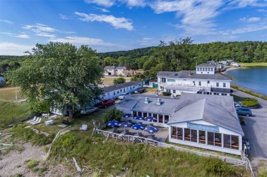 Spinneys Guesthouse & Beach Cottages斯皮尼斯招待所和海滩别墅(Spinneys Guesthouse & Beach Cottages)