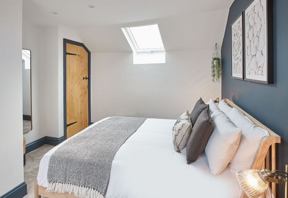 Grumbles Cottage at Loggerhead Yard Hotel Overview