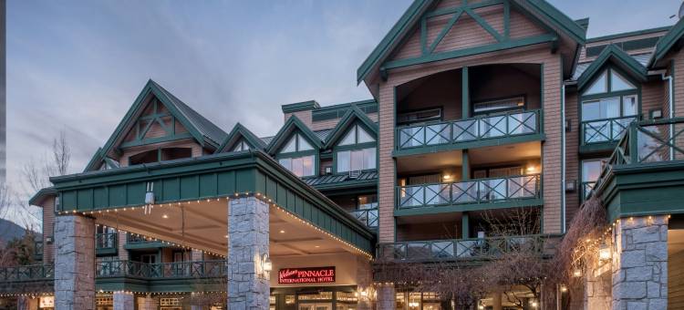 顶峰惠斯勒酒店(Pinnacle Hotel Whistler)图片