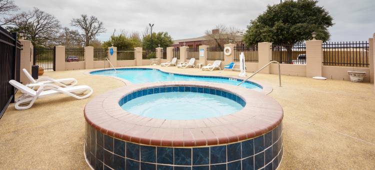 大学路舒适套房酒店(Comfort Suites University Drive)图片