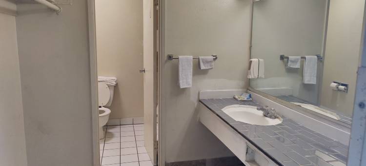 最佳套房酒店(Best Inn & Suites)图片