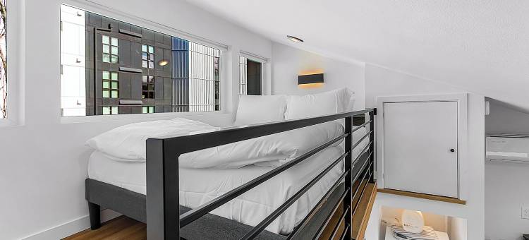Echo Loft: 现代逃逸(Echo Loft: A Modern Escape)图片