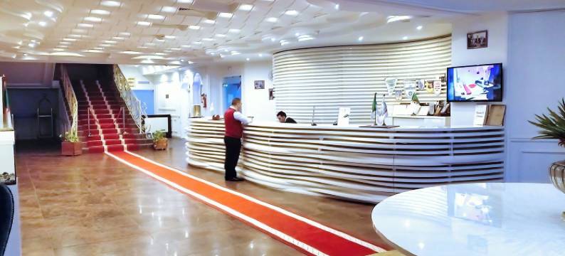 提希拉亚酒店(Hotel Raya Tichy)图片