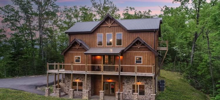 RedAwning的Stone Mountain Lodge四卧室小木屋(Stone Mountain Lodge 4 Bedroom Cabin by RedAwning)图片