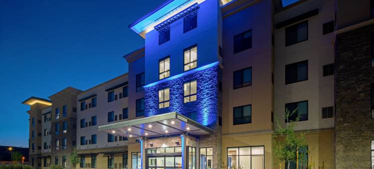 瓦伦西亚-圣克拉丽塔智选假日套房酒店(Holiday Inn Express & Suites Valencia - Santa Clarita)图片