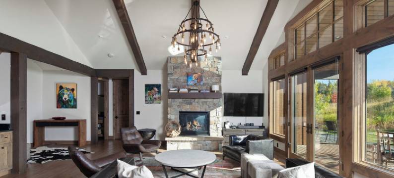 白鱼镇小屋酒店(Lodge at Whitefish Lake)图片