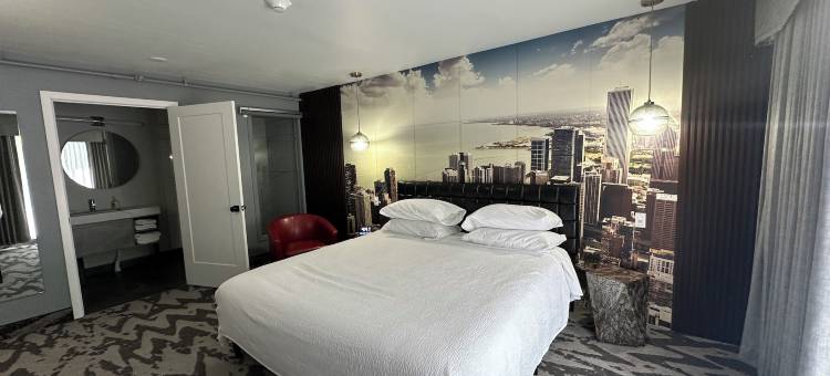 灯塔旅馆和套房(Lighthouse Inn & Suites)图片