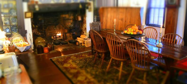 丹尼尔斯之家的西尔斯比(Silsbee's by Daniels House)图片