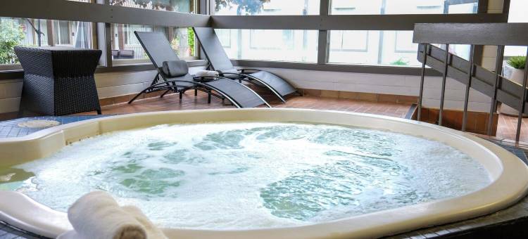 瑞佛史托克桑德曼酒店(Sandman Hotel Revelstoke)图片