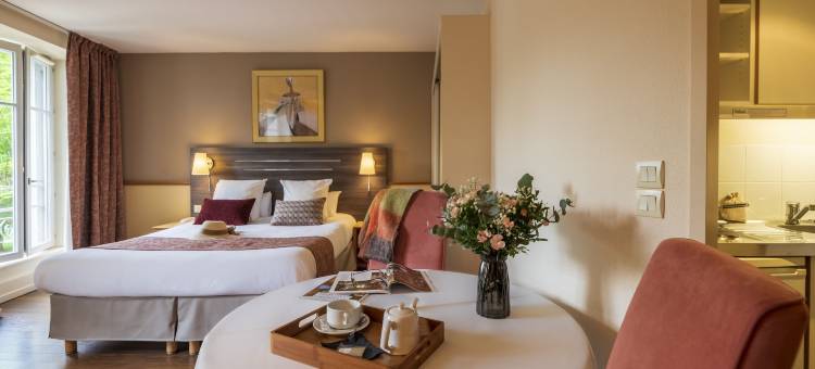 瑟莱斯吕克瑟伊来源酒店(Hotel Cerise - les Sources Luxeuil-Les-Bains)图片