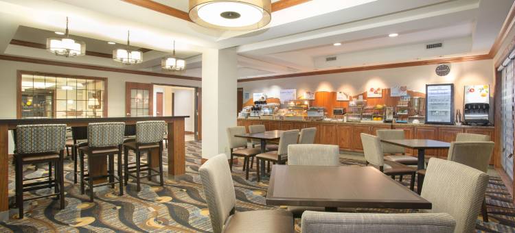 美国肯考迪亚81号智选假日套房酒店(Holiday Inn Express & Suites Concordia US 81 by IHG)图片