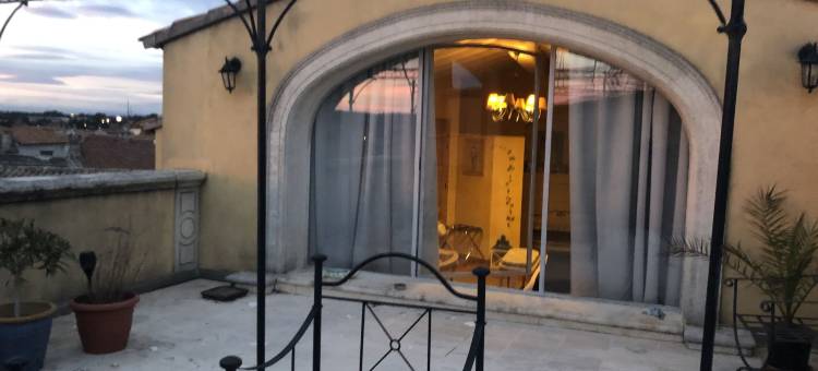 恩特雷维涅当泰勒斯旅馆(Entre Vignes et Dentelles)图片