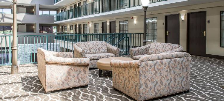 舒适套房酒店-近涅尔波托马克米尔斯(Comfort Suites Near Potomac Mills)图片