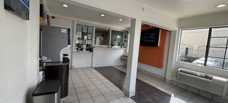 洛杉矶6号汽车旅馆- 贝尔弗劳尔(Motel 6 Bellflower, CA - Los Angeles)图片