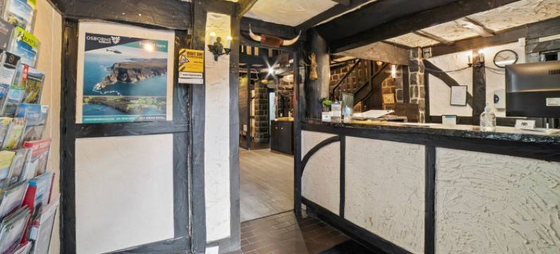 狐狸与猎犬历史酒店(The Fox and Hounds Historic Hotel)图片