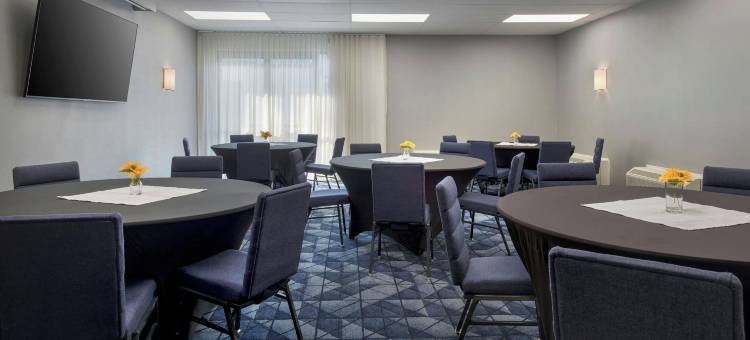 拉伊万怡酒店(Courtyard Rye)图片