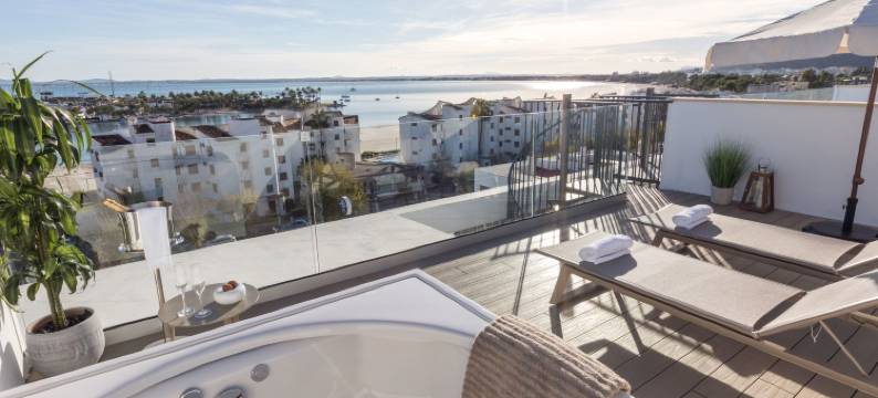 阿尔库迪亚港波尔多伊套房酒店-原阿尔库迪亚港卡普利塞酒店(Bordoy Alcudia Port Suites)图片