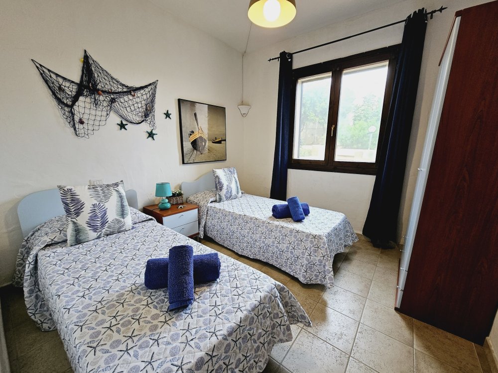 Baia di Ulisse Over view