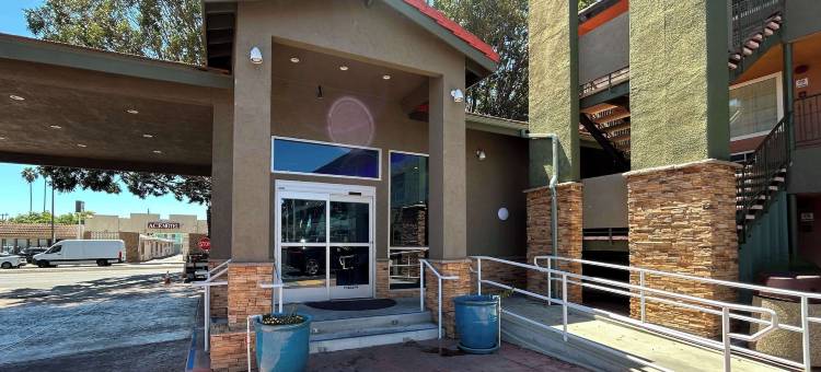 Pasadena, 加州6号汽车旅馆 – 帕萨迪纳老城区域(Motel 6 Pasadena, CA – Old Town Pasadena Area)图片