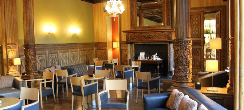 卡斯特德蓬莱斯酒店(Castel de Pont-a-Lesse)图片