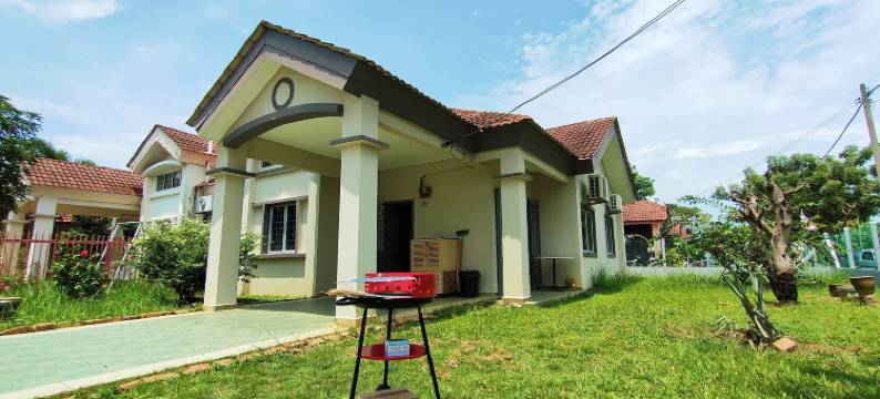 Corner 3BR位于Sepang的独立房屋(Corner 3Br Landed House at Sepang)图片