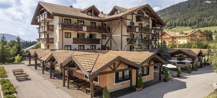 高尔夫酒店(Golf Hotel)图片