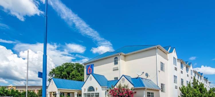 Motel 6 查塔努加, TN - 市中心(Motel 6 Chattanooga, TN - Downtown)图片