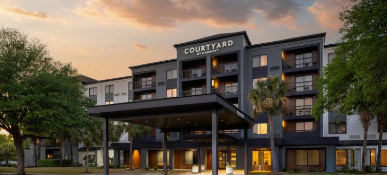 默特尔赤脚登陆海滩万怡酒店(Courtyard Myrtle Beach Barefoot Landing)图片