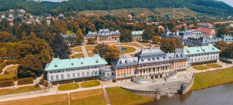 德雷斯顿皮尔尼茨城堡酒店(Schloss Hotel Dresden Pillnitz)图片