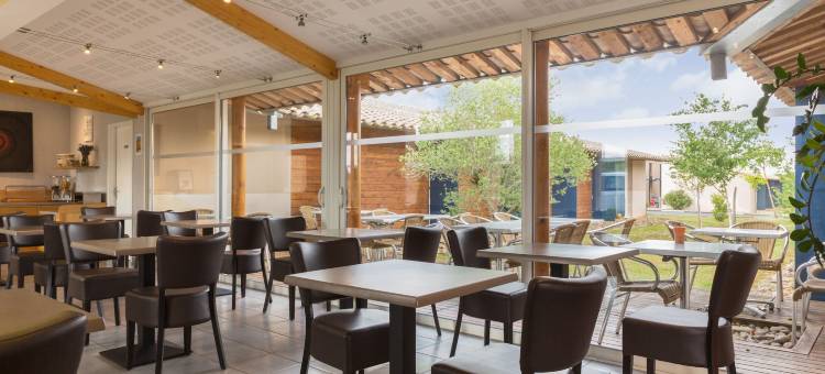 阿比兹亚原创城市酒店-萨尔拉拉卡内达(The Originals City Hôtel Albizia Sarlat-la-Canéda)图片