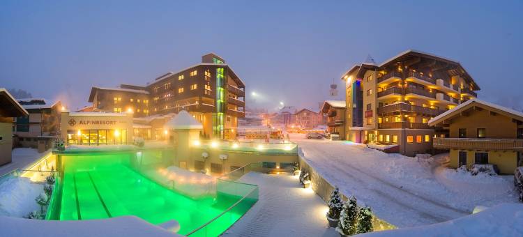 瓦尔萨阿尔卑运动温泉度假村(Alpinresort ValSaa - Sport & Spa)图片