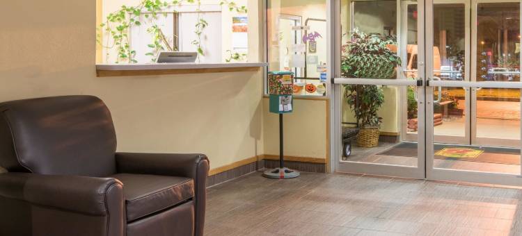 梅迪纳温德姆速8酒店(Super 8 by Wyndham Medina)图片