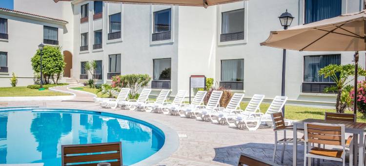 费斯塔蒙特雷拉费酒店(Fiesta Inn Monterrey la Fe)图片