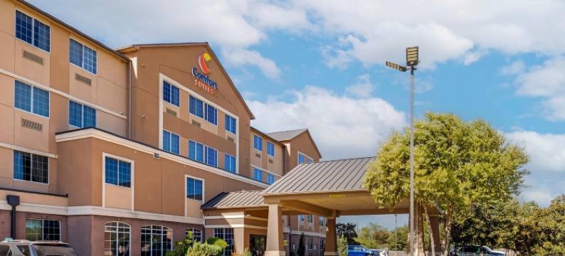 韦科北舒适套房酒店-近大学区(Comfort Suites Waco North - Near University Area)图片