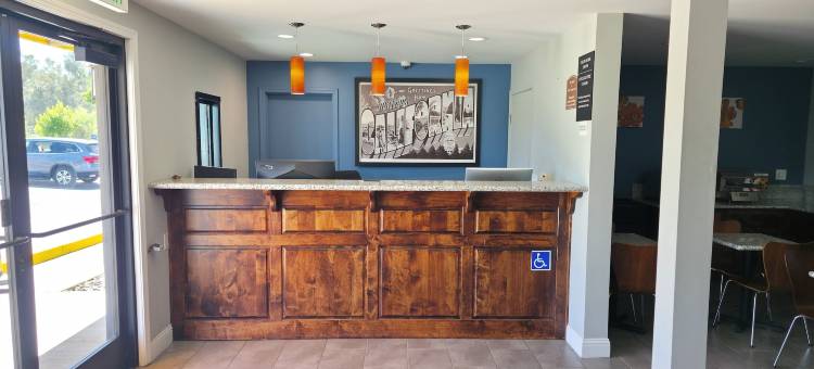 威洛斯温德姆速8酒店(Super 8 by Wyndham Willows)图片