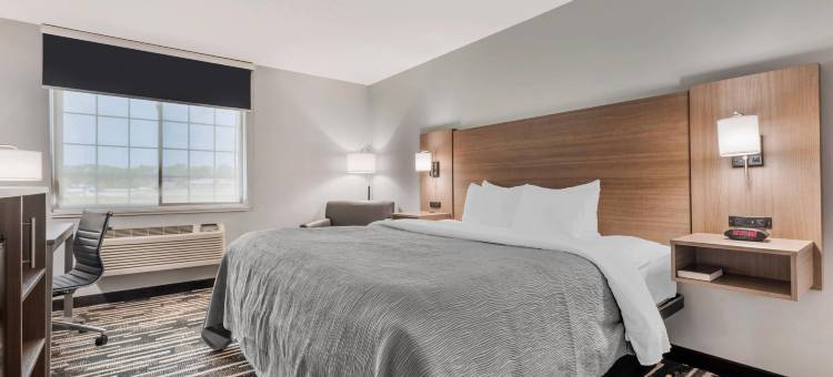 切斯特敦凯艺酒店 - 近印第安纳沙丘国家公园 I-94(Quality Inn Chesterton Near Indiana Dunes National Park I-94)图片